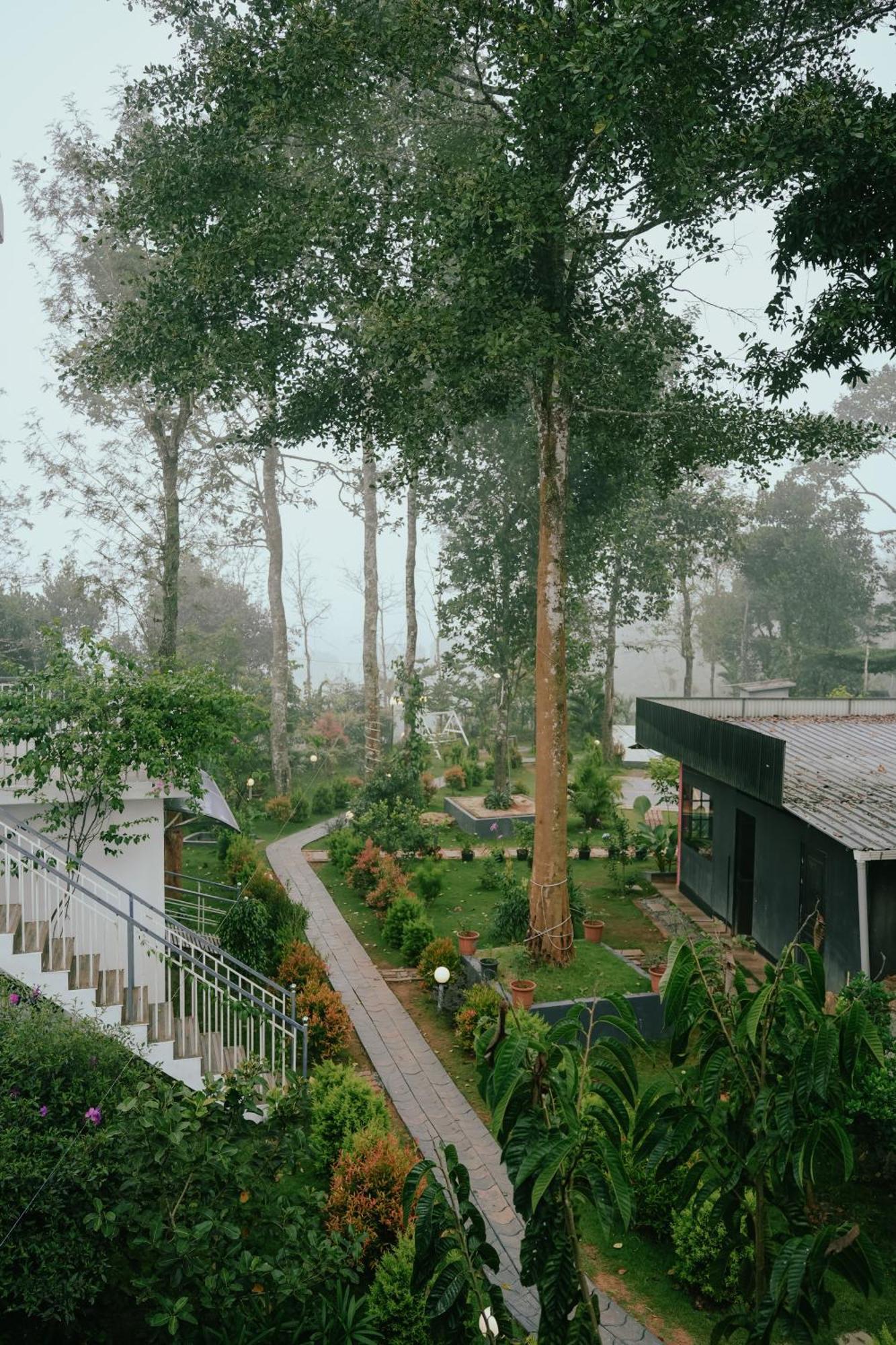 Haze Woods Resort Vaduvanchal Buitenkant foto