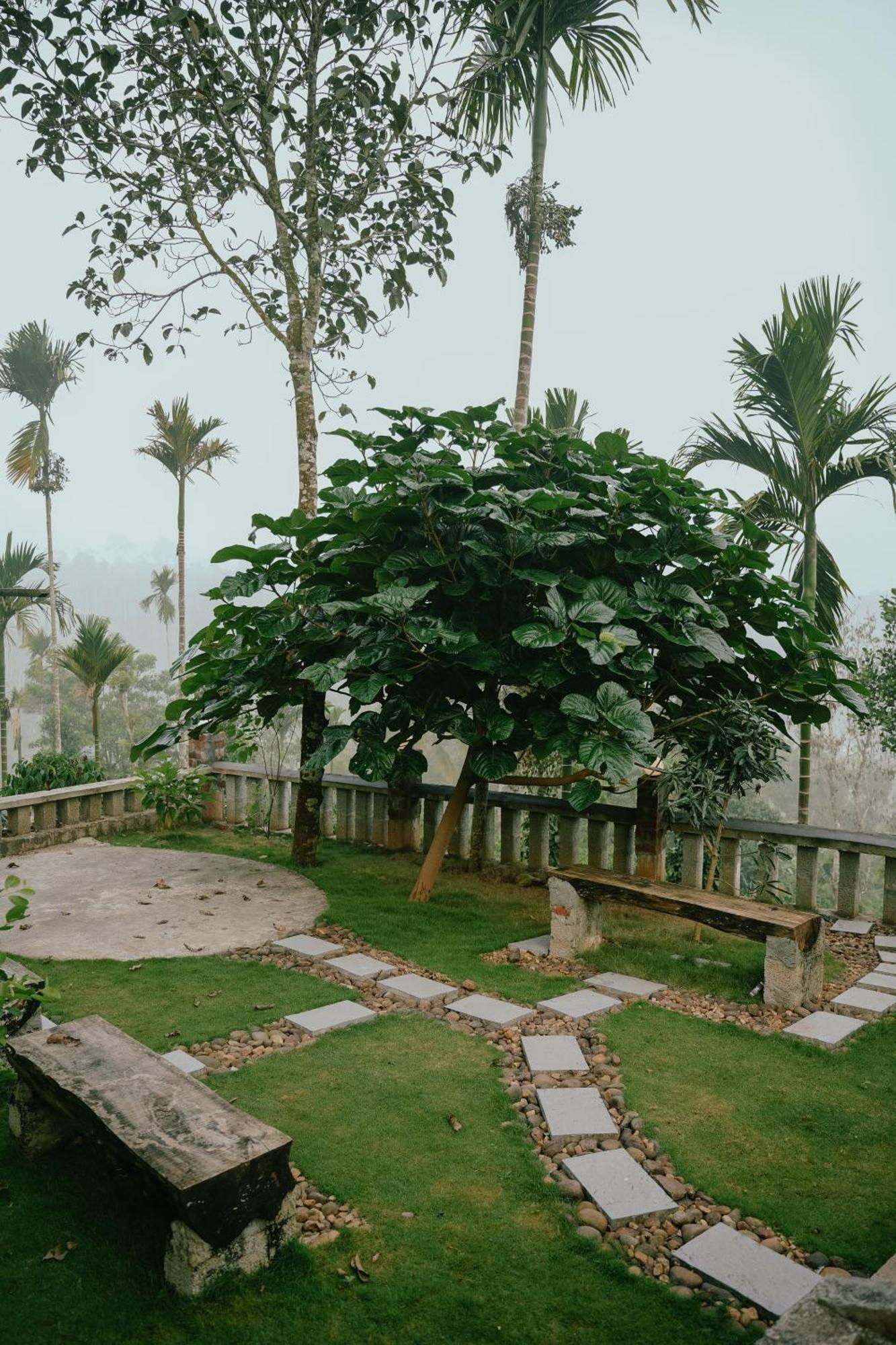 Haze Woods Resort Vaduvanchal Buitenkant foto