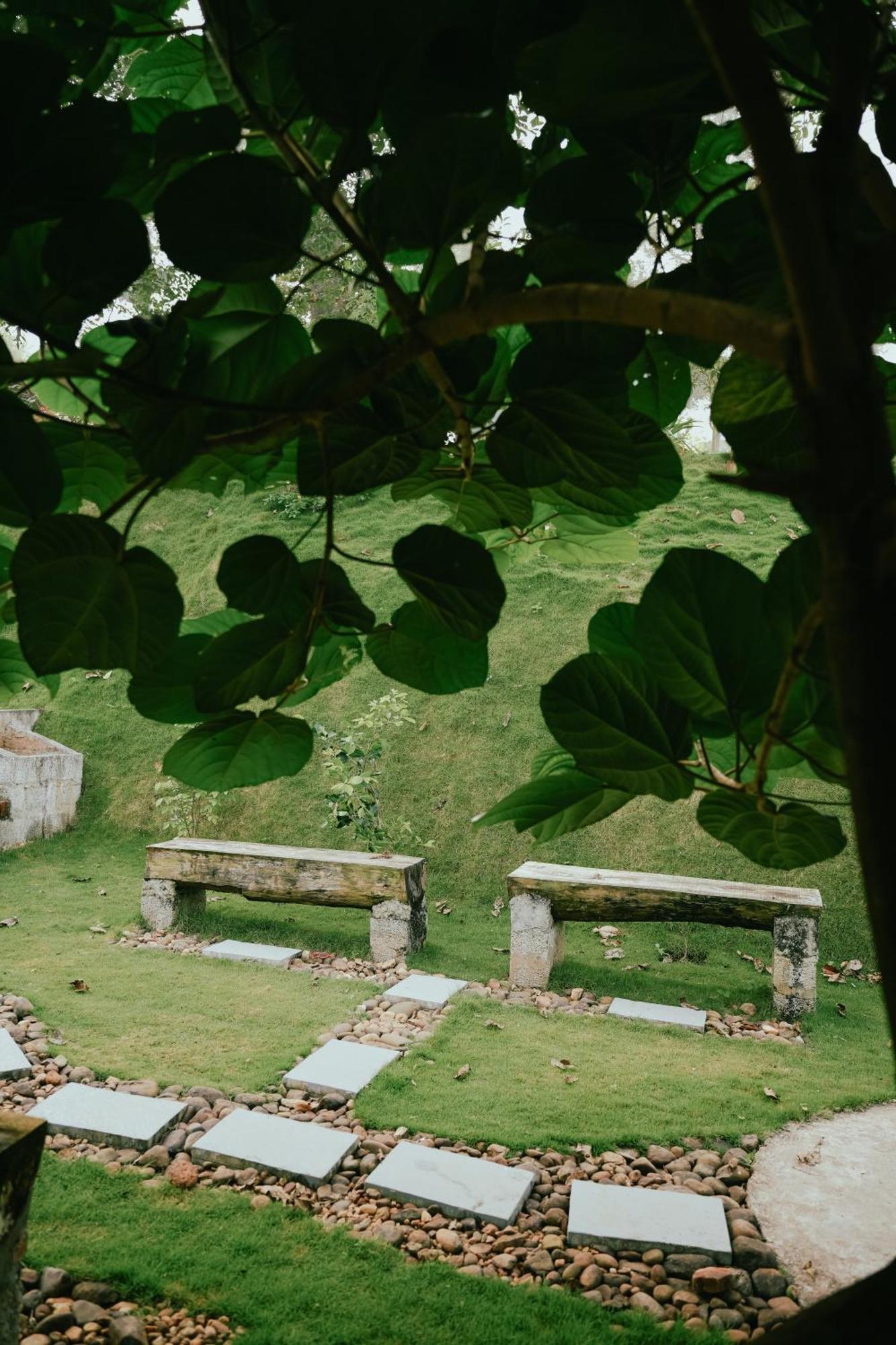 Haze Woods Resort Vaduvanchal Buitenkant foto