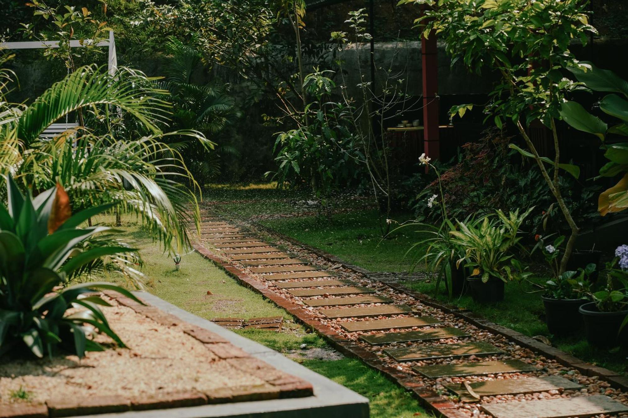 Haze Woods Resort Vaduvanchal Buitenkant foto