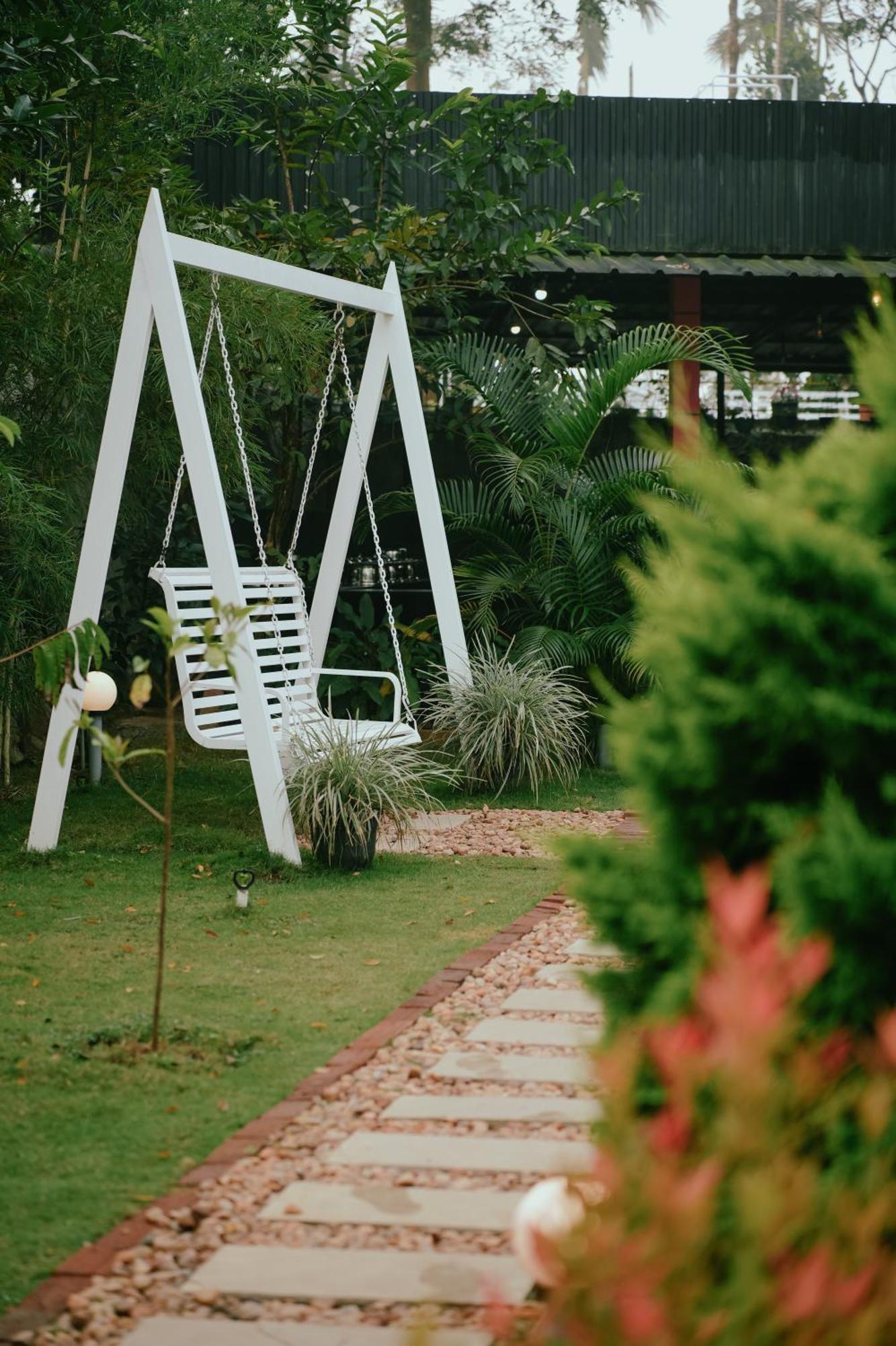Haze Woods Resort Vaduvanchal Buitenkant foto