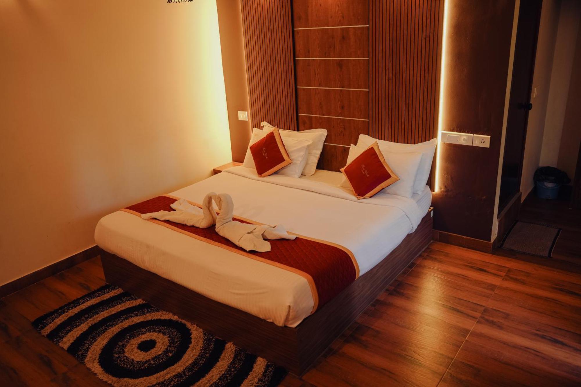 Haze Woods Resort Vaduvanchal Buitenkant foto