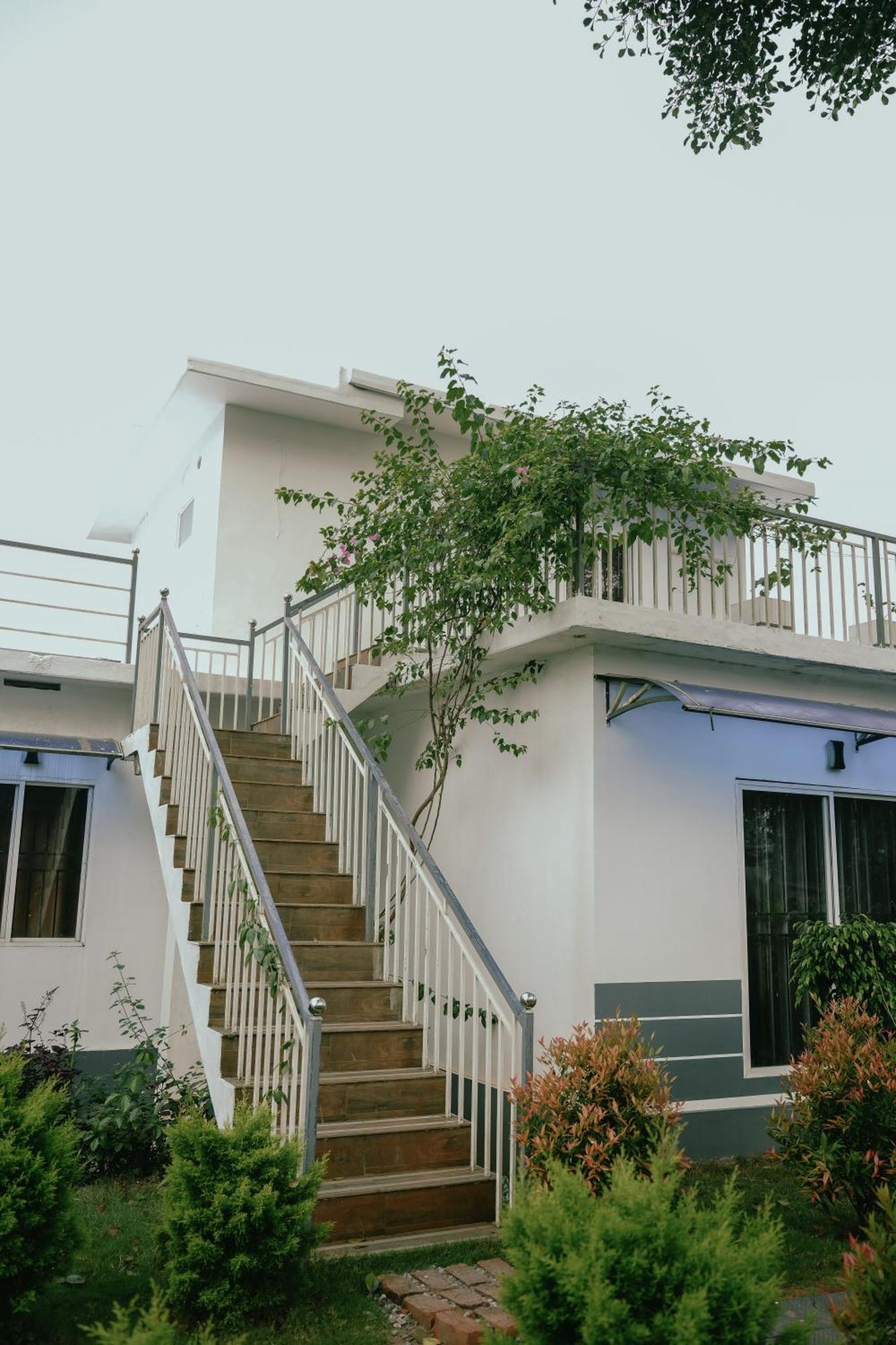 Haze Woods Resort Vaduvanchal Buitenkant foto